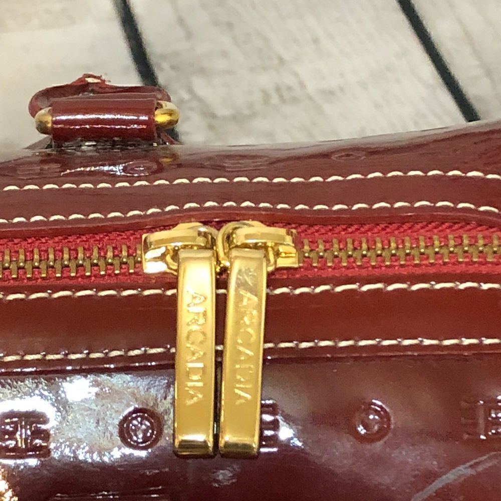 Rare Arcadia Patent Leather Doctor Bag crossbody - Picture 3 of 8